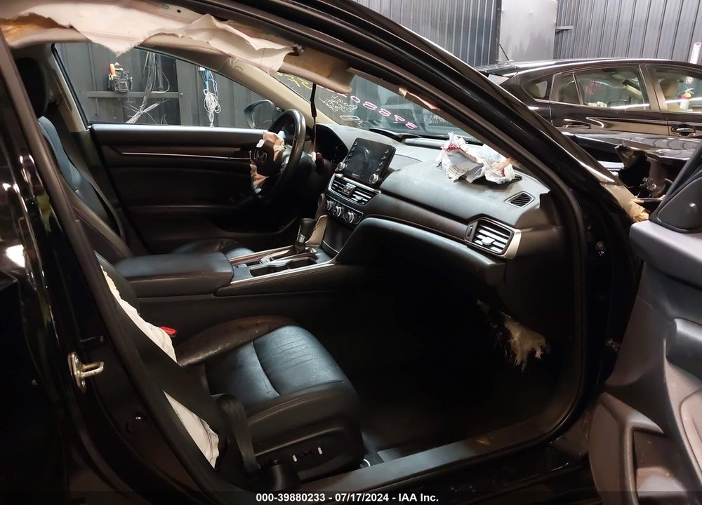 2018 HONDA ACCORD EX-L VIN: 1HGCV1F59JA214442