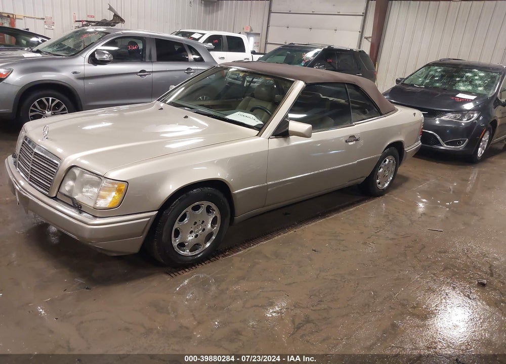 1994 MERCEDES-BENZ E 320 VIN: WDBEA66E2RC098726