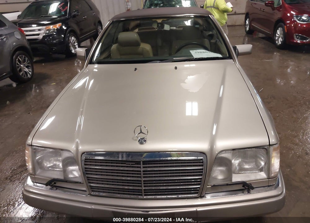 1994 MERCEDES-BENZ E 320 VIN: WDBEA66E2RC098726