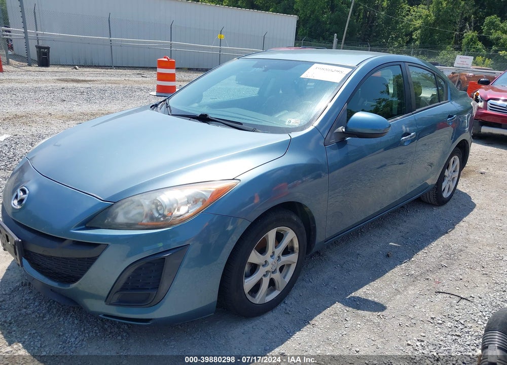 2011 MAZDA 3 I TOURING VIN: JM1BL1VF1B1463605