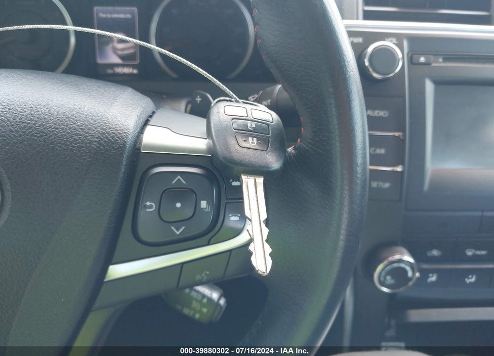 2015 TOYOTA CAMRY SE VIN: 4T1BF1FK5FU082049