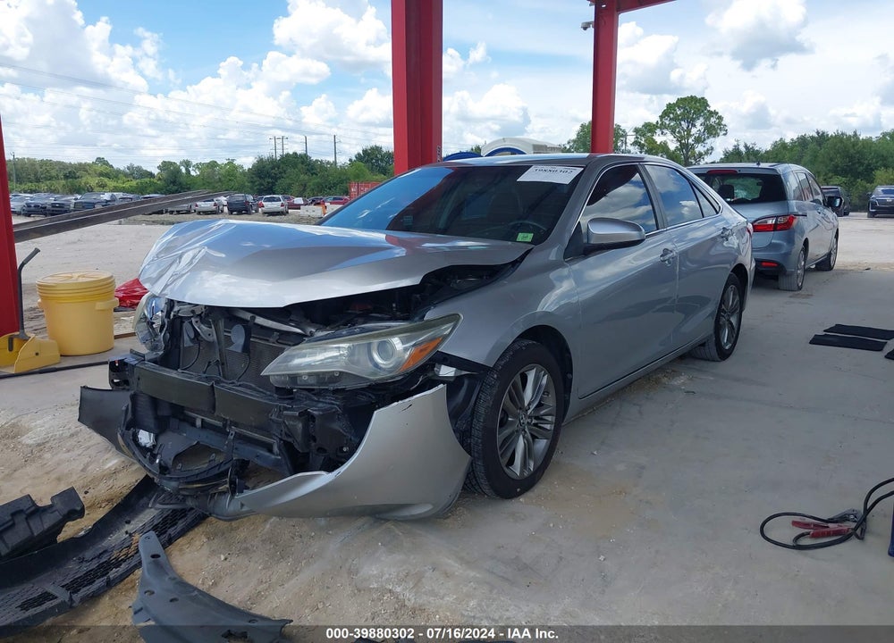 2015 TOYOTA CAMRY SE VIN: 4T1BF1FK5FU082049