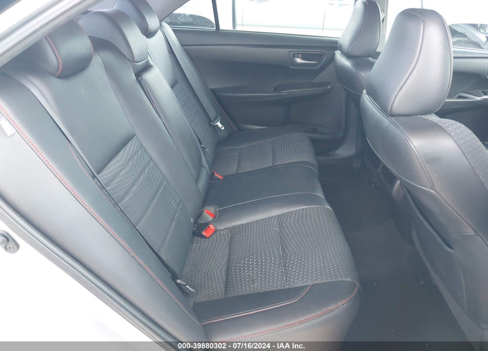 2015 TOYOTA CAMRY SE VIN: 4T1BF1FK5FU082049