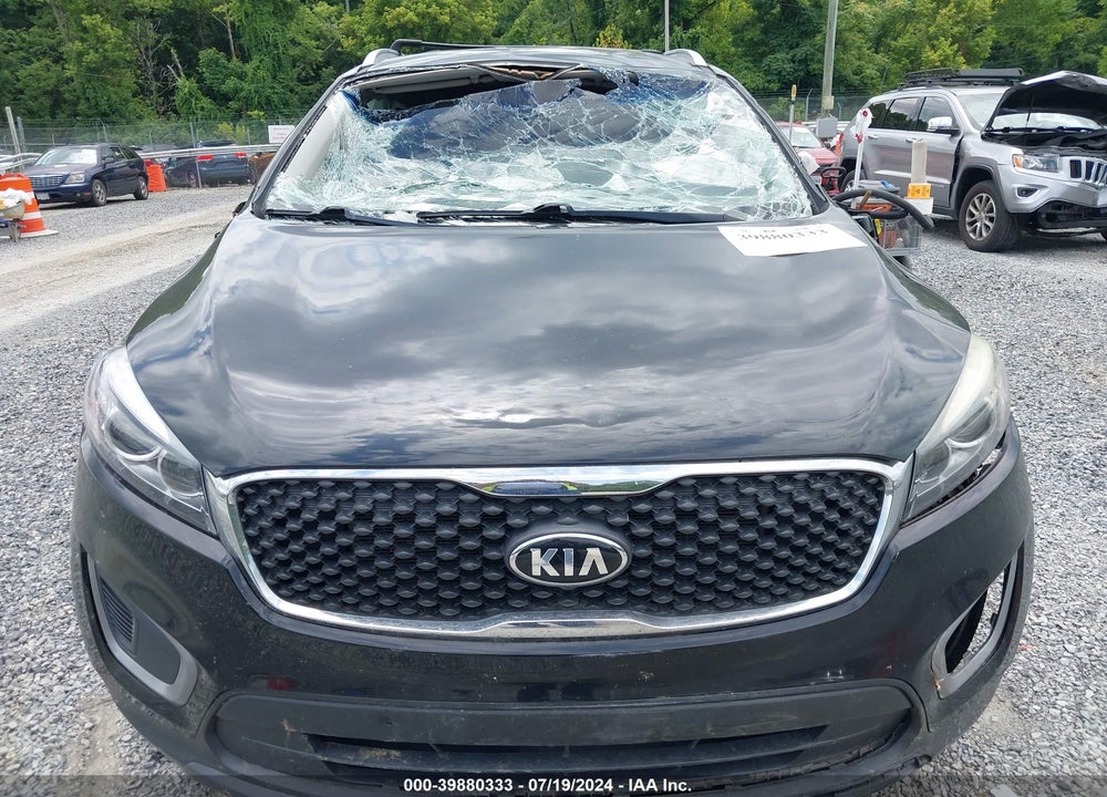 2016 KIA SORENTO 2.4L LX VIN: 5XYPG4A31GG052252