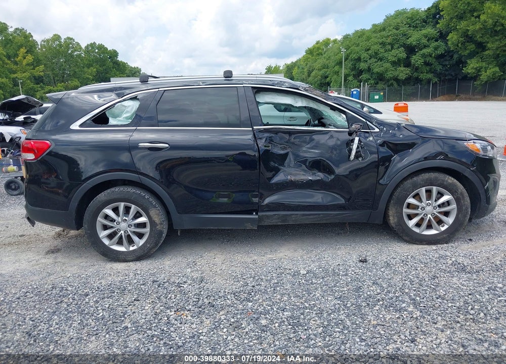 2016 KIA SORENTO 2.4L LX VIN: 5XYPG4A31GG052252