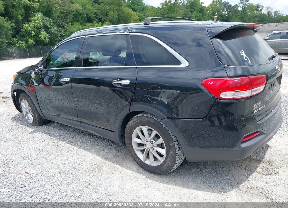 2016 KIA SORENTO 2.4L LX VIN: 5XYPG4A31GG052252