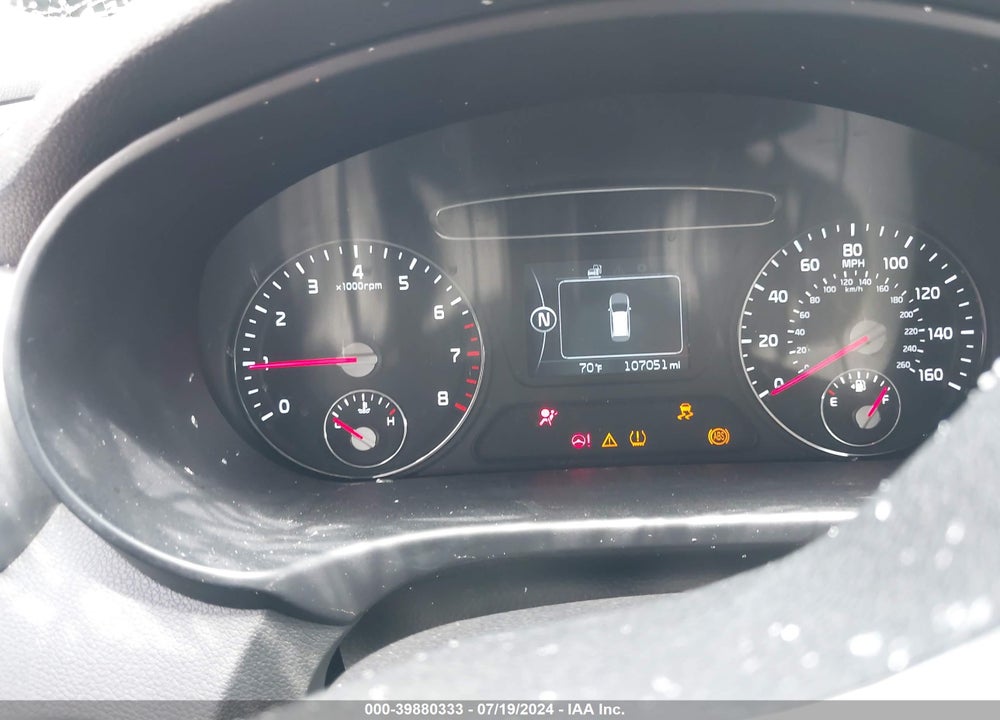 2016 KIA SORENTO 2.4L LX VIN: 5XYPG4A31GG052252