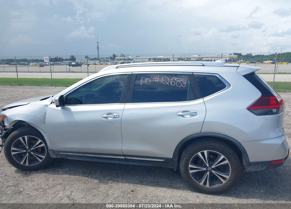 2018 NISSAN ROGUE SL VIN: JN8AT2MT5JW464884