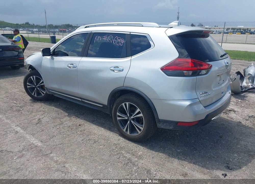 2018 NISSAN ROGUE SL VIN: JN8AT2MT5JW464884