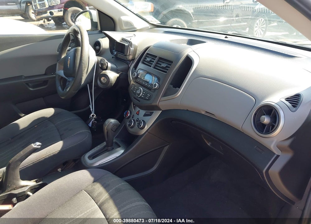 2014 CHEVROLET SONIC LT AUTO VIN: 1G1JC6SH9E4102469