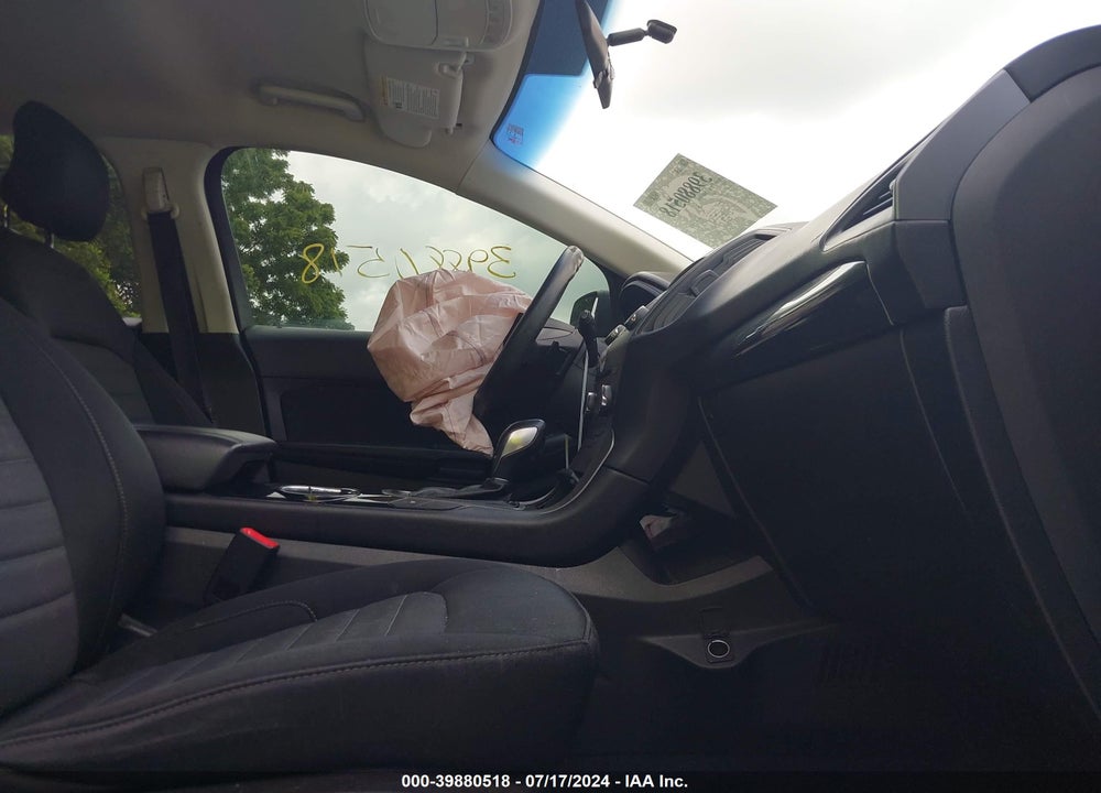 2018 FORD EDGE SE VIN: 2FMPK3G93JBB57337