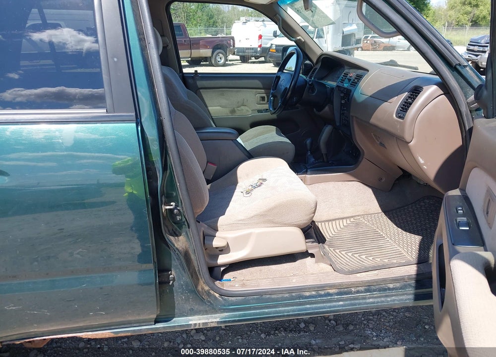 2000 TOYOTA 4RUNNER SR5 V6 VIN: JT3HN86R5Y0267451