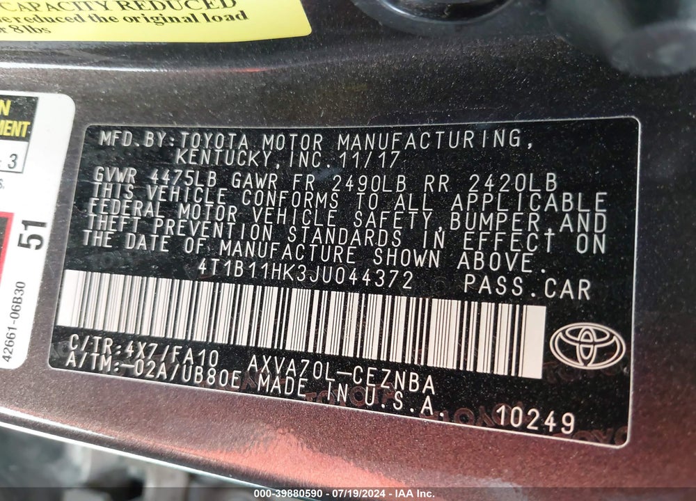 2018 TOYOTA CAMRY LE VIN: 4T1B11HK3JU044372
