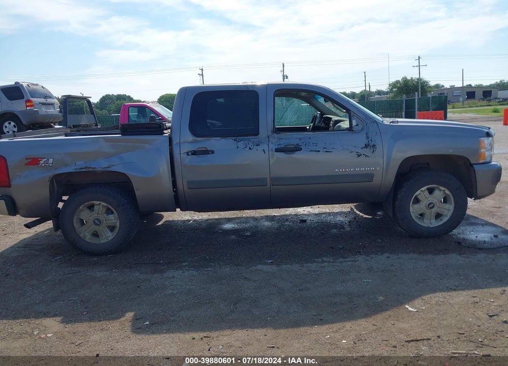 2007 CHEVROLET SILVERADO 1500 LT1 VIN: 3GCEK13M37G523782