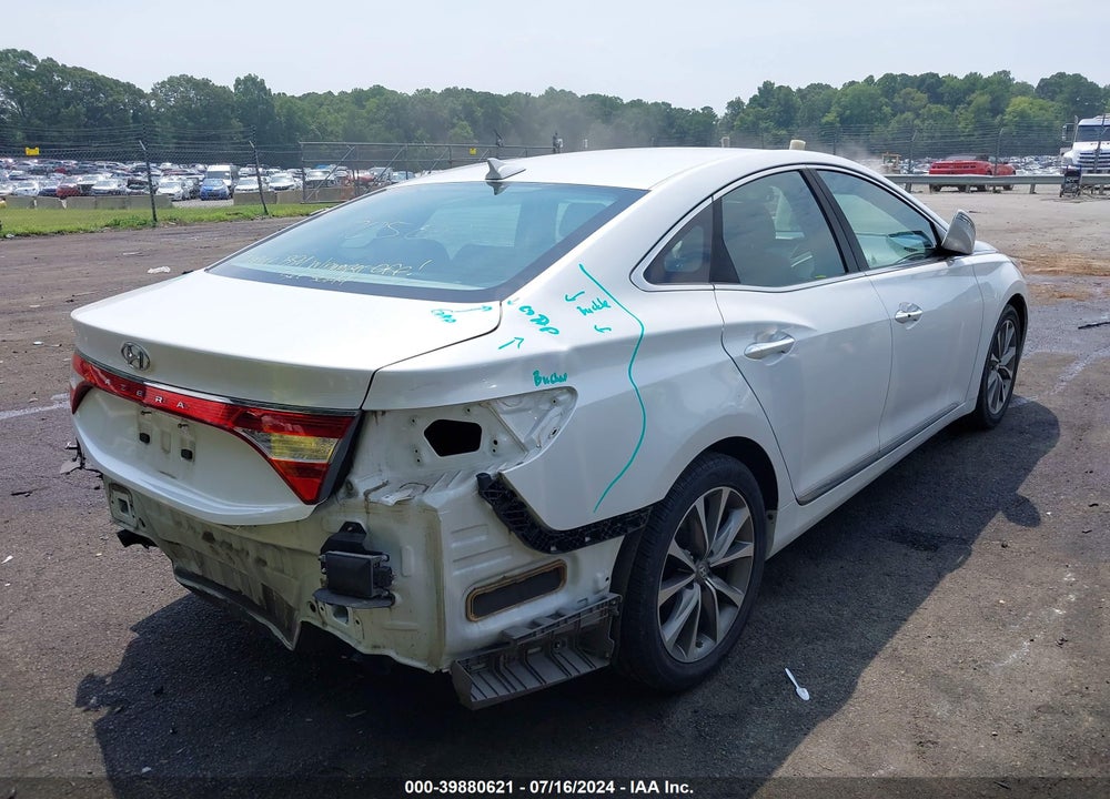 2017 HYUNDAI AZERA VIN: KMHFG4JG4HA585756