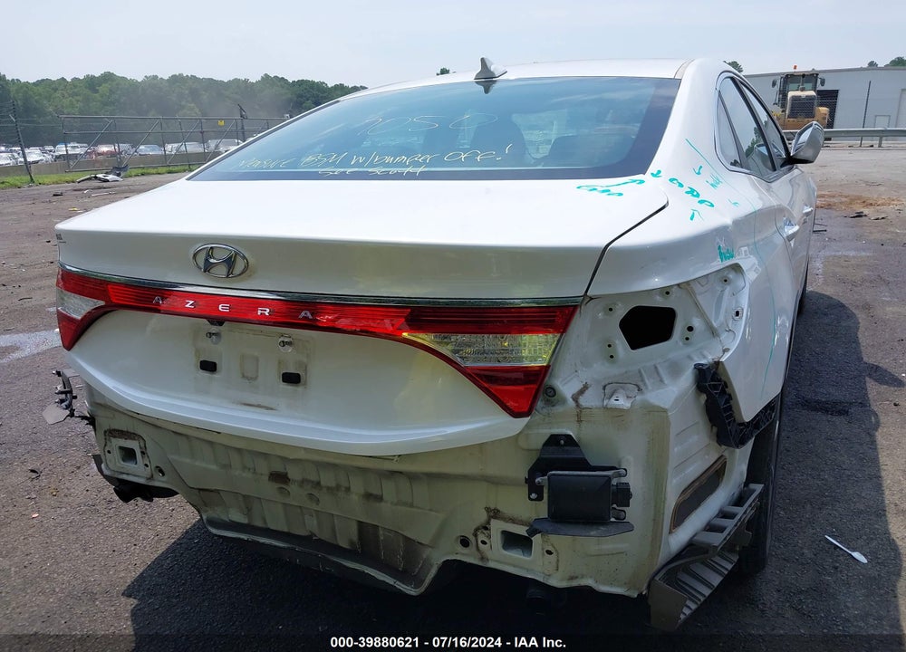2017 HYUNDAI AZERA VIN: KMHFG4JG4HA585756