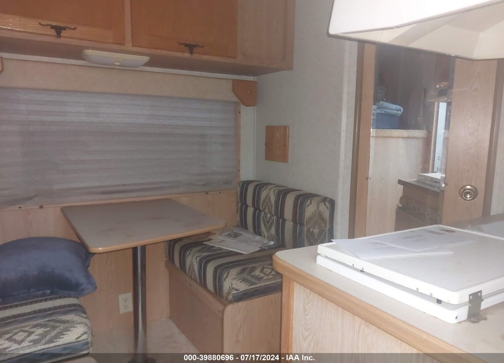 2004 EXXISS ALUMINUM TRAILERS --- VIN: 4LAAH222045027887
