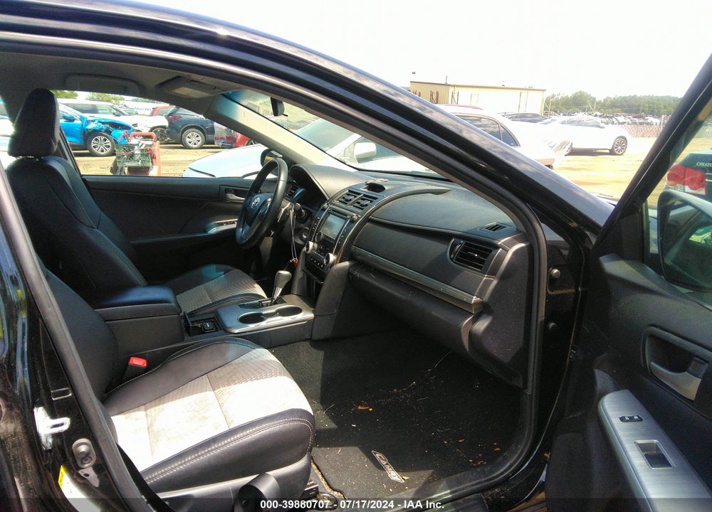 2012 TOYOTA CAMRY SE VIN: 4T1BF1FK8CU098113
