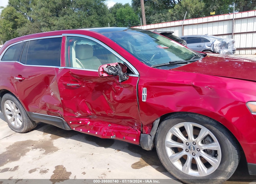 2014 LINCOLN MKT VIN: 2LMHJ5FK2EBL53075
