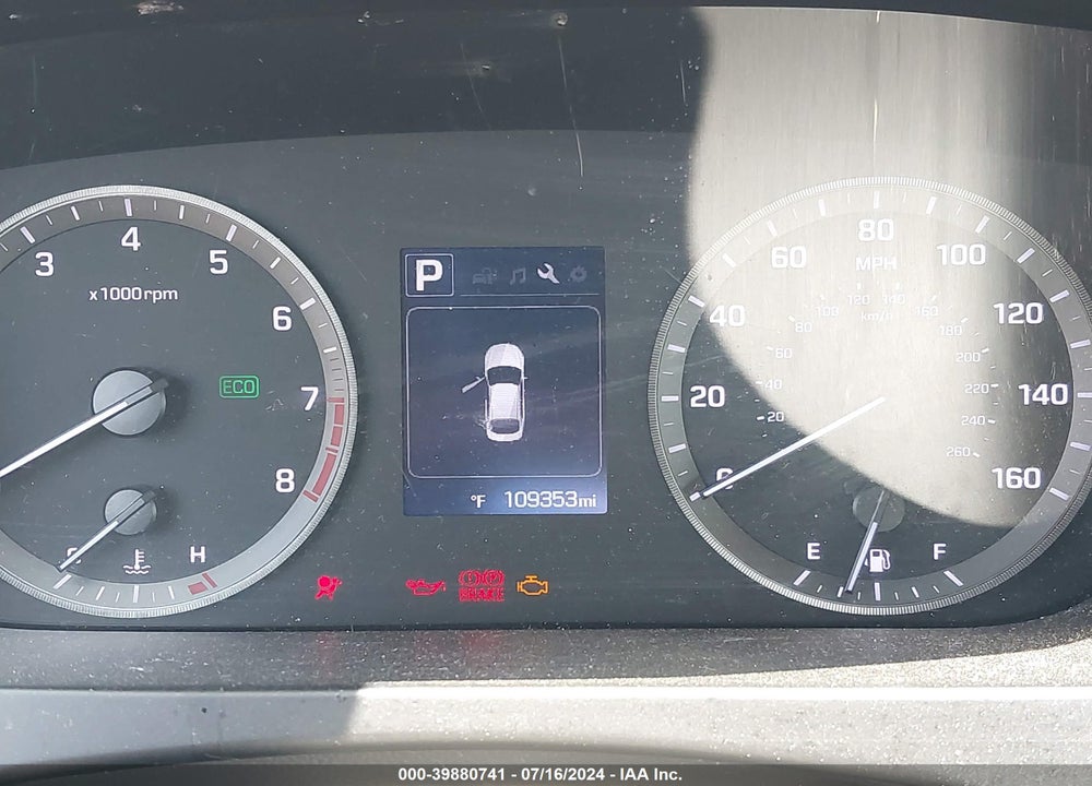 2015 HYUNDAI SONATA SE VIN: 5NPE24AF8FH213218