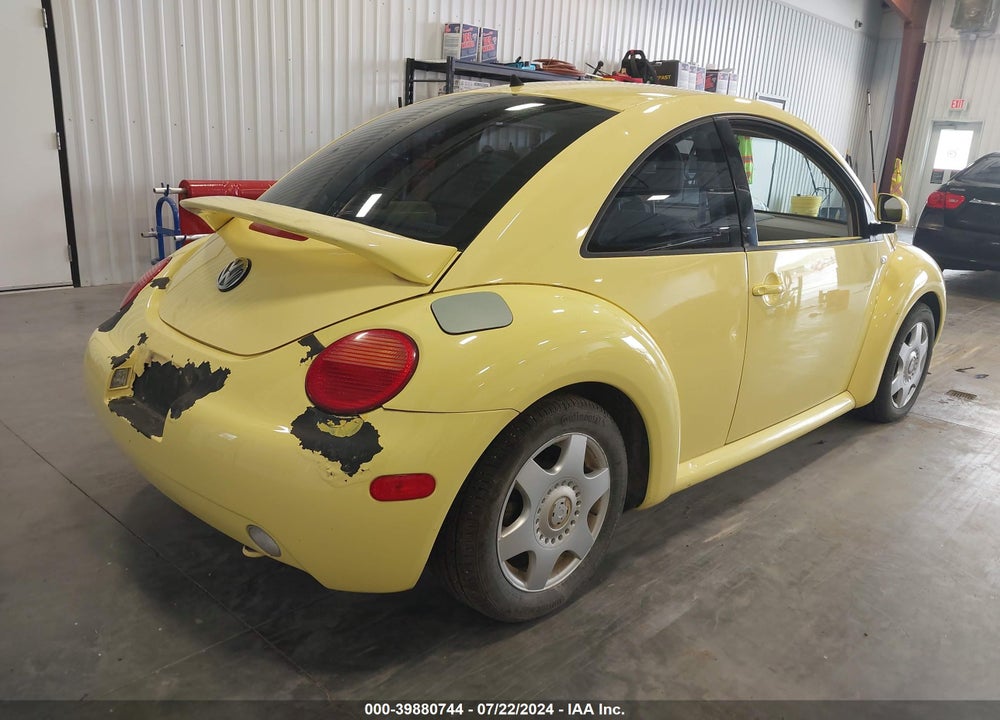 2000 VOLKSWAGEN NEW BEETLE GLS VIN: 3VWCC21C6YM483976