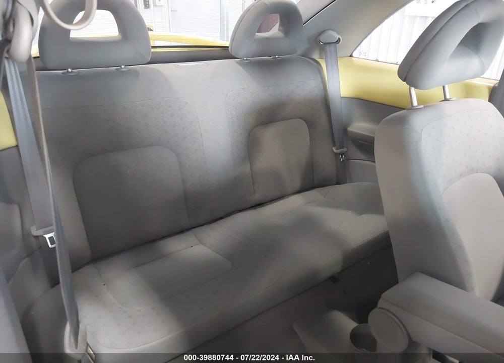 2000 VOLKSWAGEN NEW BEETLE GLS VIN: 3VWCC21C6YM483976