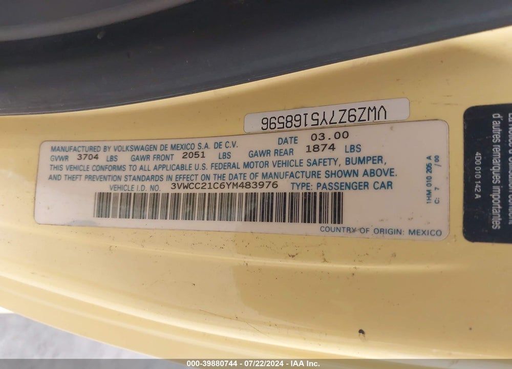 2000 VOLKSWAGEN NEW BEETLE GLS VIN: 3VWCC21C6YM483976