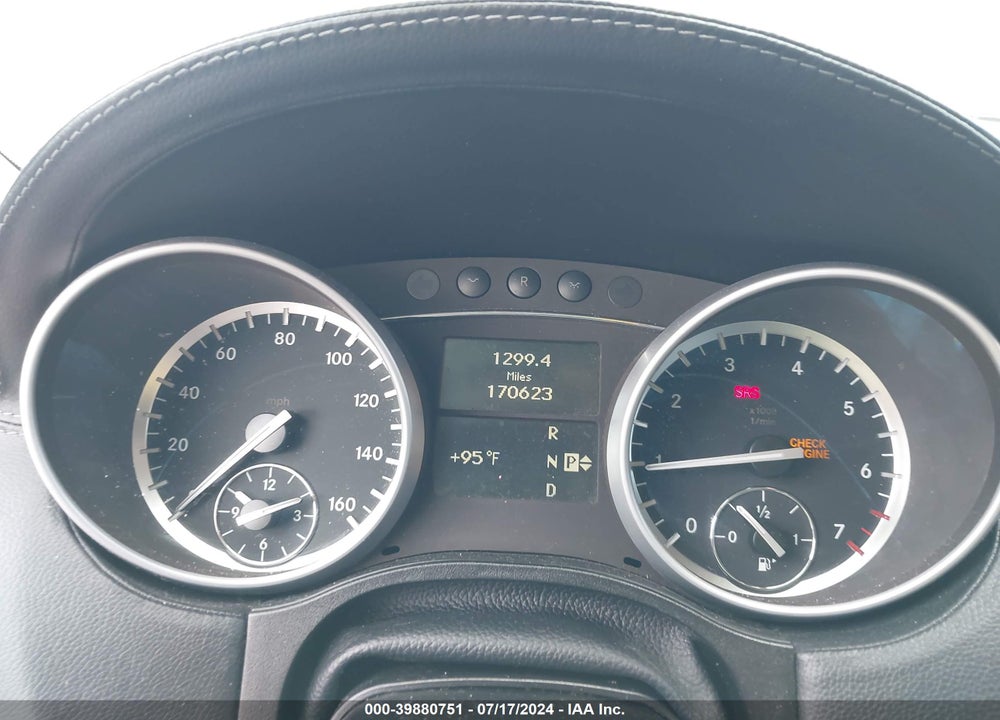 2010 MERCEDES-BENZ GL 450 4MATIC VIN: 4JGBF7BE4AA615540