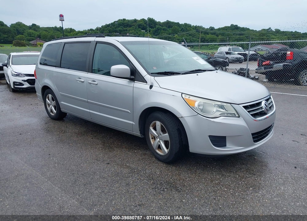 2010 VOLKSWAGEN ROUTAN SE VIN: 2V4RW3D14AR295904