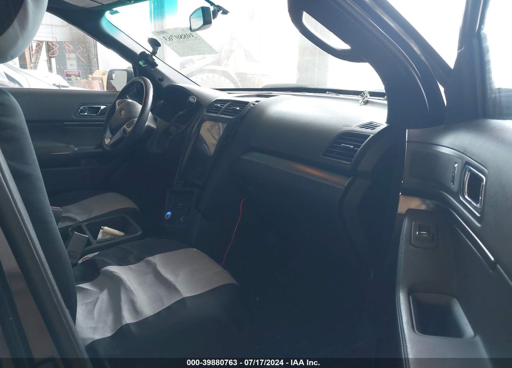 2015 FORD UTILITY POLICE INTERCEPTOR VIN: 1FM5K8AR0FGB32389