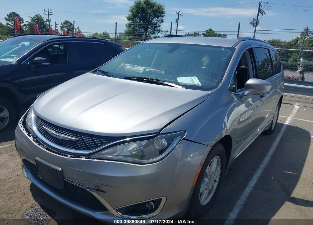 2019 CHRYSLER PACIFICA TOURING L VIN: 2C4RC1BG8KR704809