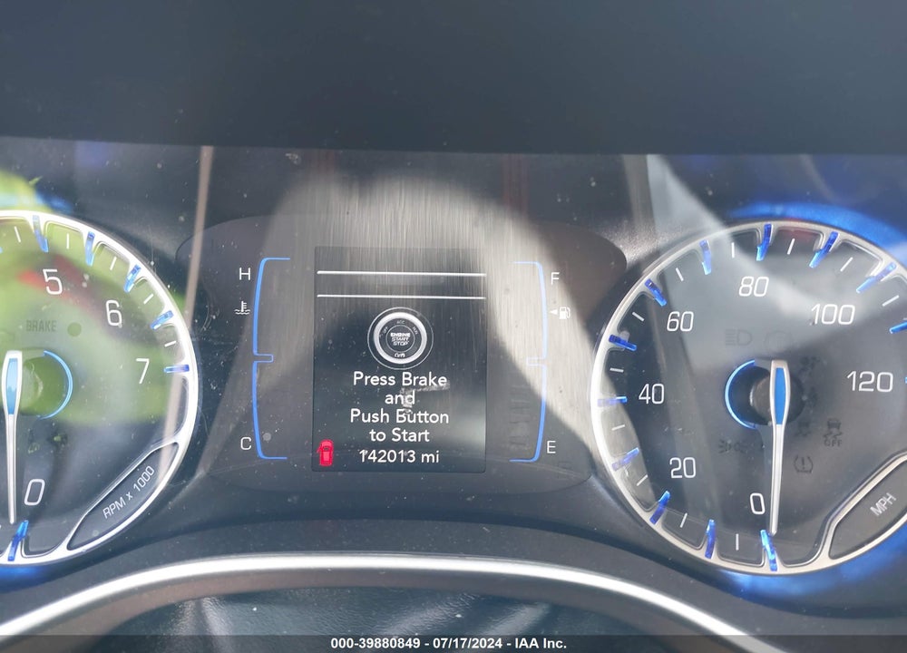 2019 CHRYSLER PACIFICA TOURING L VIN: 2C4RC1BG8KR704809