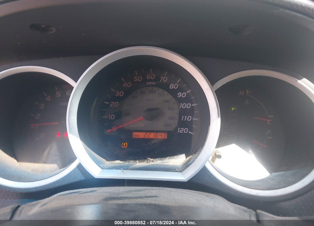 2011 TOYOTA TACOMA BASE V6 VIN: 3TMLU4EN0BM058705