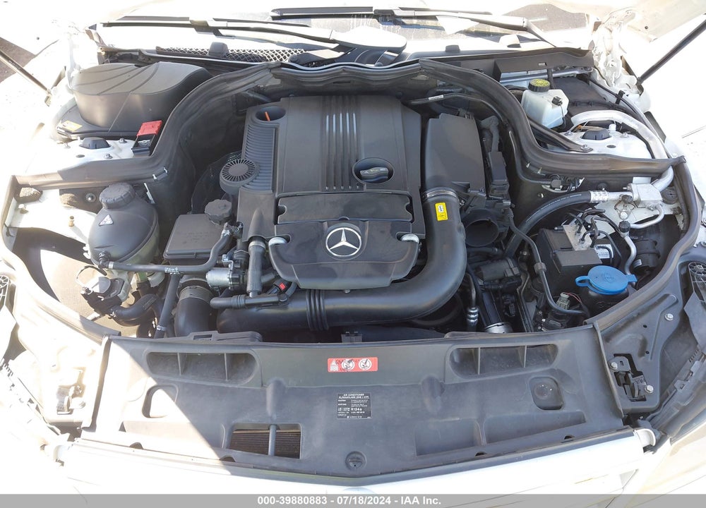 2013 MERCEDES-BENZ C 250 LUXURY/SPORT VIN: WDDGF4HB4DR298831