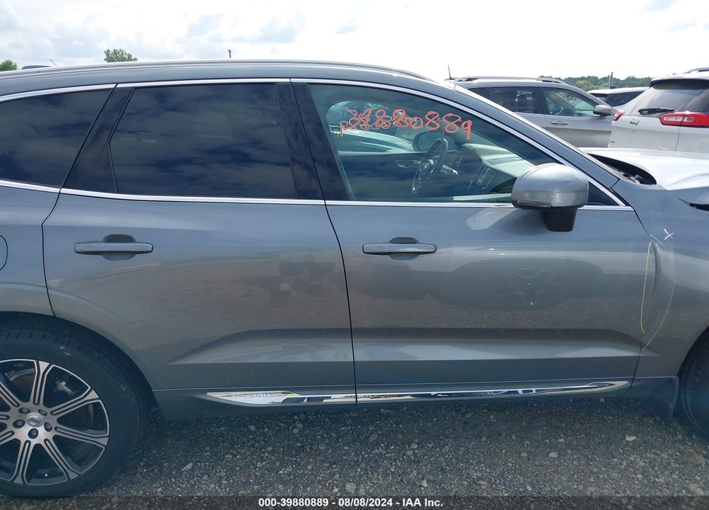 2018 VOLVO XC60 T6 INSCRIPTION VIN: LYVA22RL0JB117590