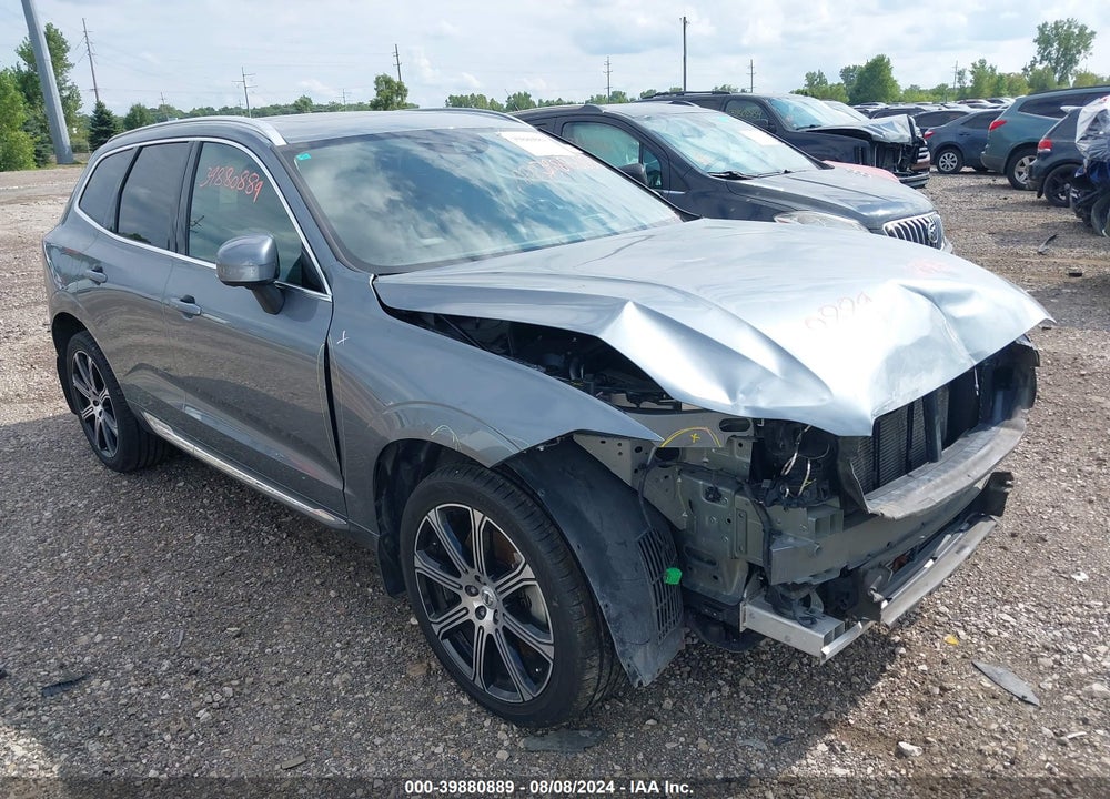 2018 VOLVO XC60 T6 INSCRIPTION VIN: LYVA22RL0JB117590