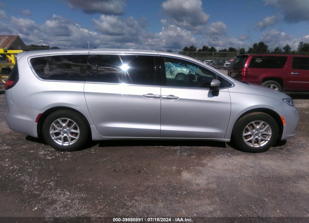 2023 CHRYSLER PACIFICA TOURING L VIN: 2C4RC1BG8PR512037