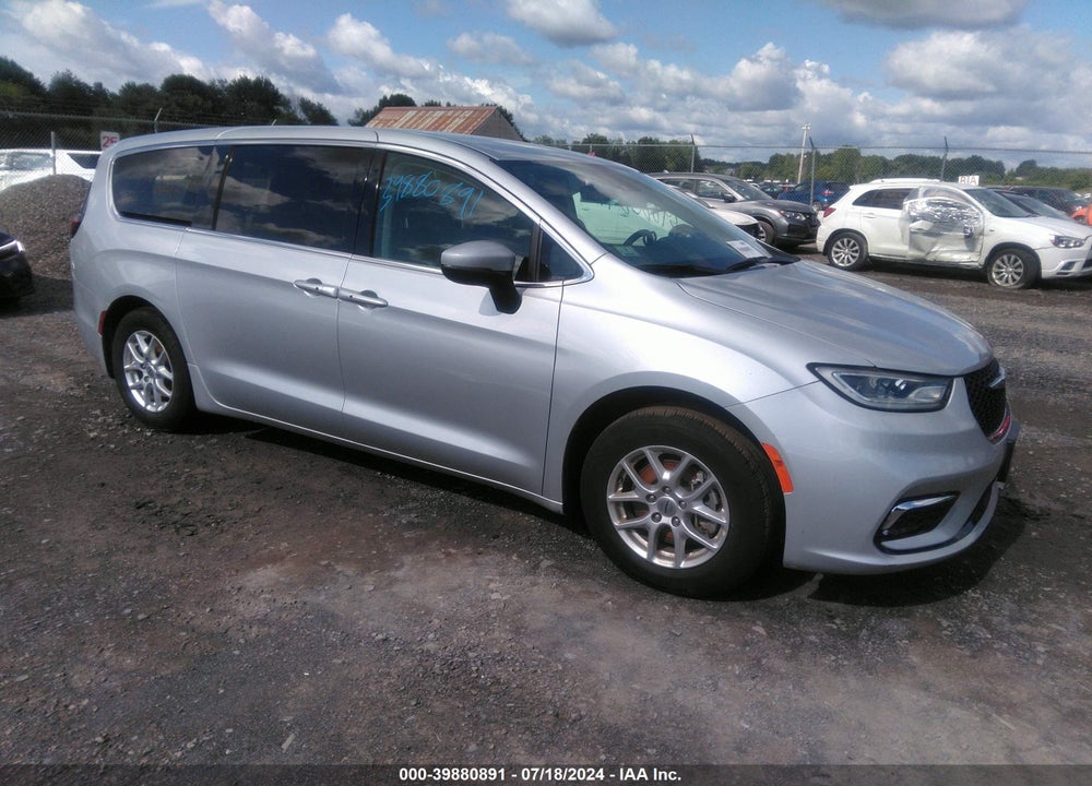 2023 CHRYSLER PACIFICA TOURING L VIN: 2C4RC1BG8PR512037