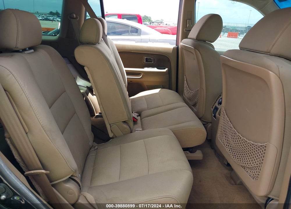 2007 HONDA PILOT LX VIN: 5FNYF28137B013962