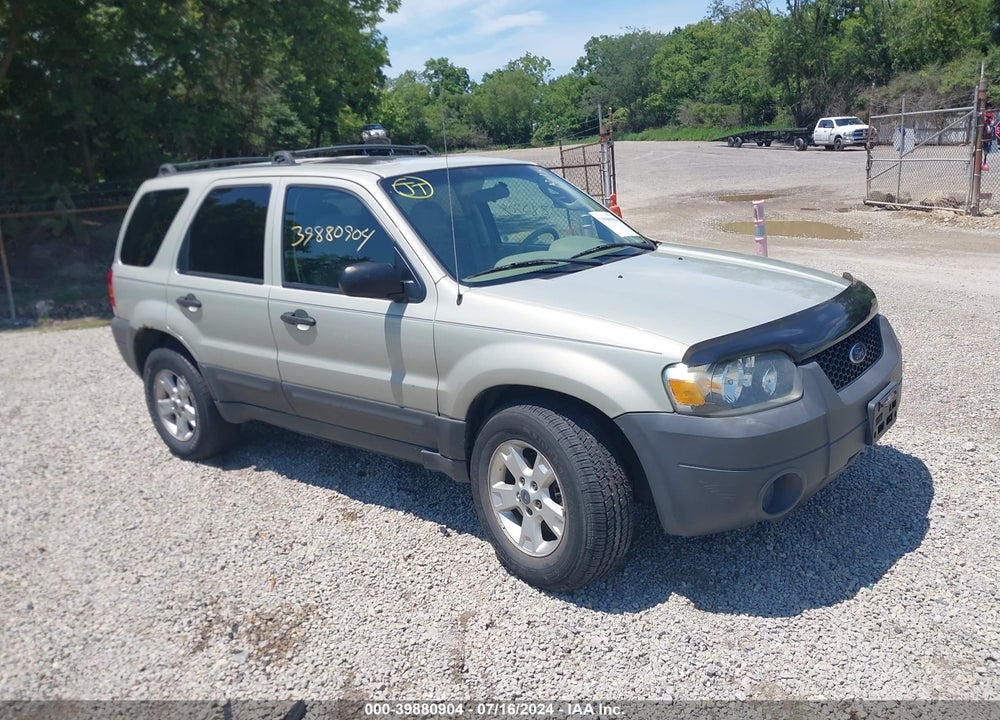 2005 FORD ESCAPE XLT VIN: 1FMYU93195KA02921