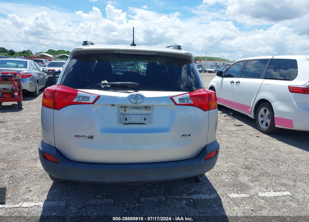 2014 TOYOTA RAV4 XLE VIN: 2T3WFREV2EW126042