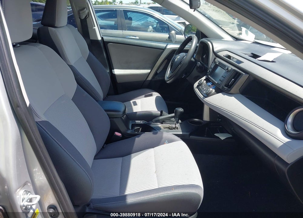 2014 TOYOTA RAV4 XLE VIN: 2T3WFREV2EW126042