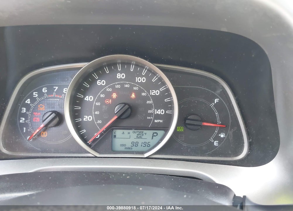 2014 TOYOTA RAV4 XLE VIN: 2T3WFREV2EW126042