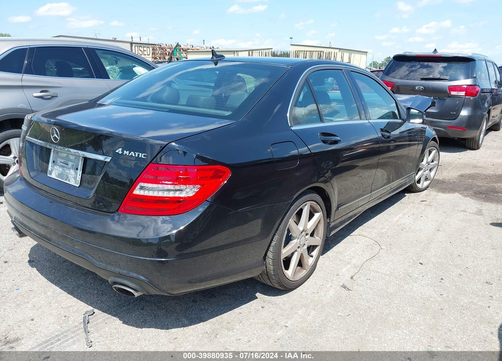 2014 MERCEDES-BENZ C 300 LUXURY 4MATIC/SPORT 4MATIC VIN: WDDGF8AB0EA950099