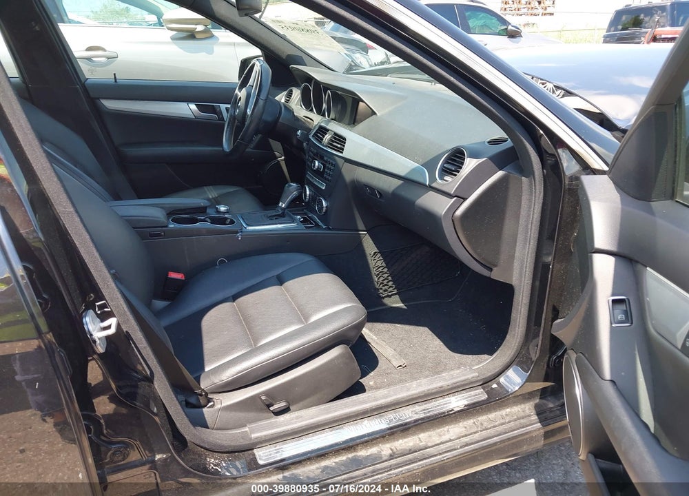2014 MERCEDES-BENZ C 300 LUXURY 4MATIC/SPORT 4MATIC VIN: WDDGF8AB0EA950099