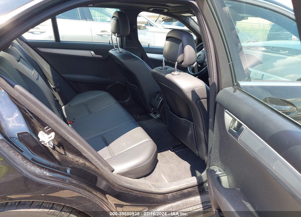 2014 MERCEDES-BENZ C 300 LUXURY 4MATIC/SPORT 4MATIC VIN: WDDGF8AB0EA950099