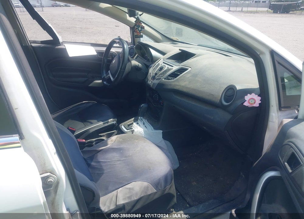 2011 FORD FIESTA SES VIN: 3FADP4FJ5BM202455