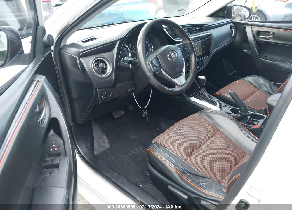 2017 TOYOTA COROLLA SE VIN: 5YFBURHE5HP612827