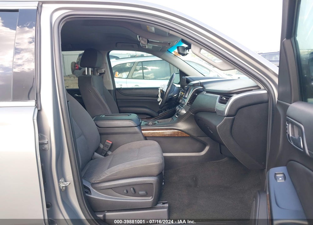 2017 CHEVROLET TAHOE VIN: 1GNSCAKC5HR271907