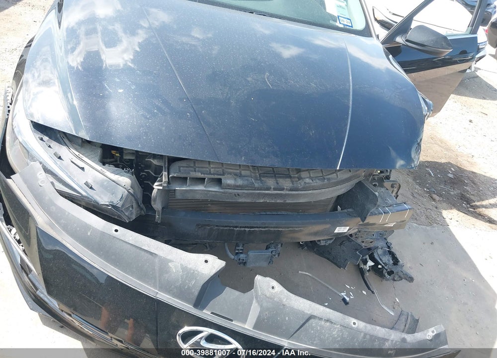 2023 HYUNDAI ELANTRA LIMITED VIN: KMHLP4AG1PU376815